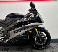 YAMAHA R6