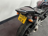 YAMAHA R6