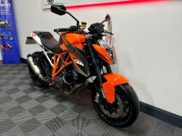 KTM 1290 SUPER DUKE R