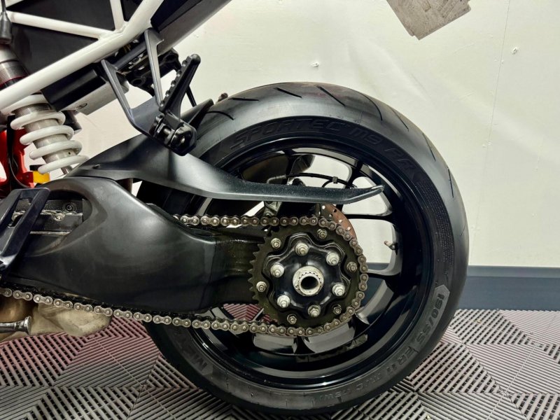KTM 1290 SUPER DUKE R