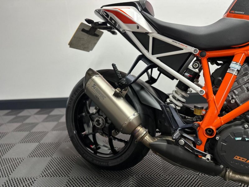 KTM 1290 SUPER DUKE R