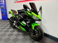 KAWASAKI Ninja 650