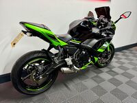 KAWASAKI Ninja 650