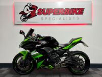 KAWASAKI Ninja 650