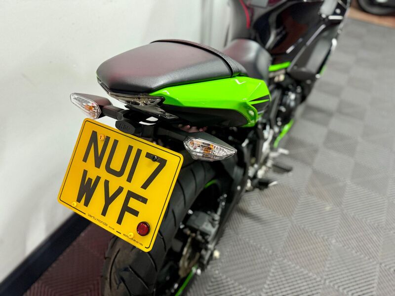 KAWASAKI Ninja 650