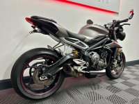 TRIUMPH STREET TRIPLE 765