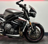 TRIUMPH STREET TRIPLE 765