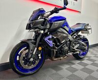 YAMAHA MT-10