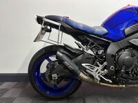 YAMAHA MT-10
