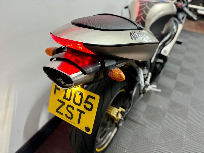 KAWASAKI NINJA