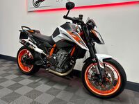 KTM 890 DUKE