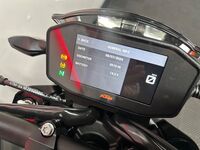 KTM 890 DUKE