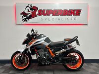 KTM 890 DUKE