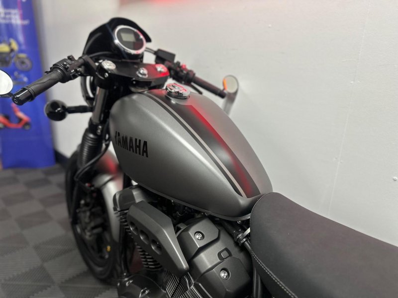 YAMAHA XVS950