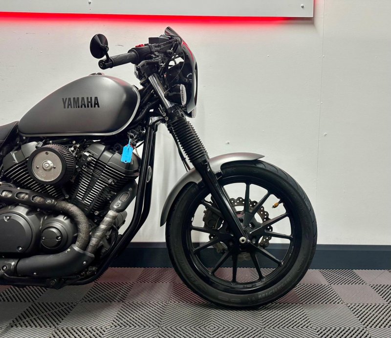 YAMAHA XVS950