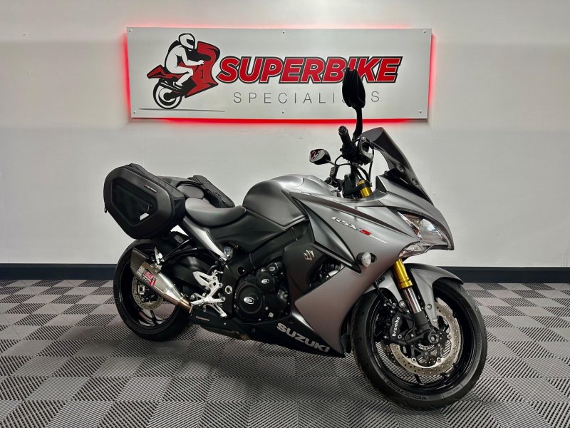 SUZUKI GSX-S1000F