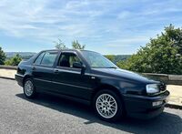 VOLKSWAGEN VENTO