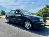 VOLKSWAGEN VENTO