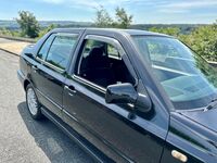 VOLKSWAGEN VENTO
