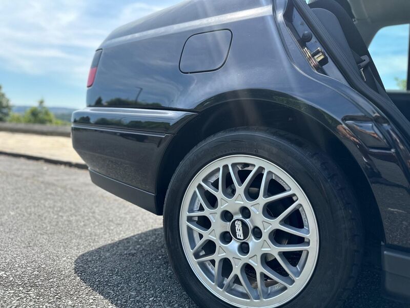 VOLKSWAGEN VENTO