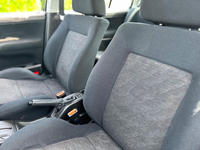 VOLKSWAGEN VENTO
