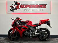 HONDA CBR1000RR Fireblade