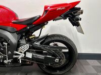 HONDA CBR1000RR Fireblade