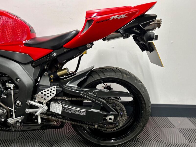 HONDA CBR1000RR Fireblade
