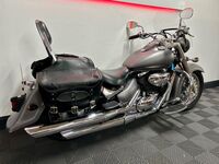 SUZUKI Intruder 800