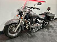 SUZUKI Intruder 800