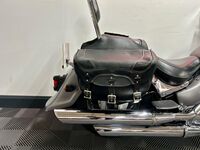 SUZUKI Intruder 800