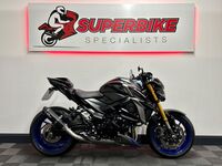 SUZUKI GSX-S750
