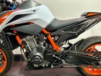 KTM 890 DUKE