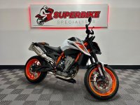 KTM 890 DUKE