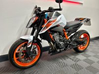 KTM 890 DUKE