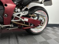 YAMAHA R1