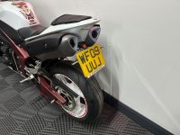 YAMAHA R1