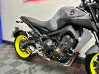 YAMAHA MT-09