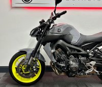 YAMAHA MT-09
