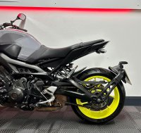 YAMAHA MT-09