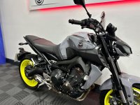 YAMAHA MT-09