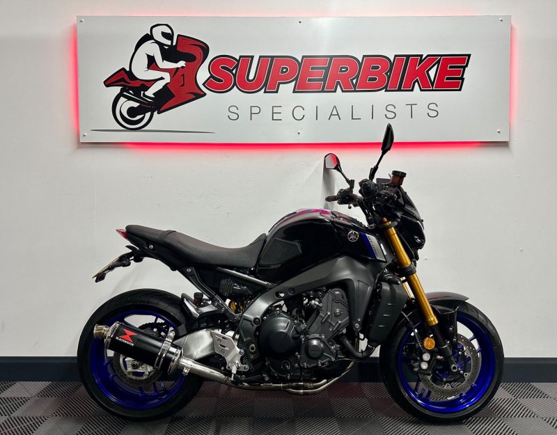 YAMAHA MT-09