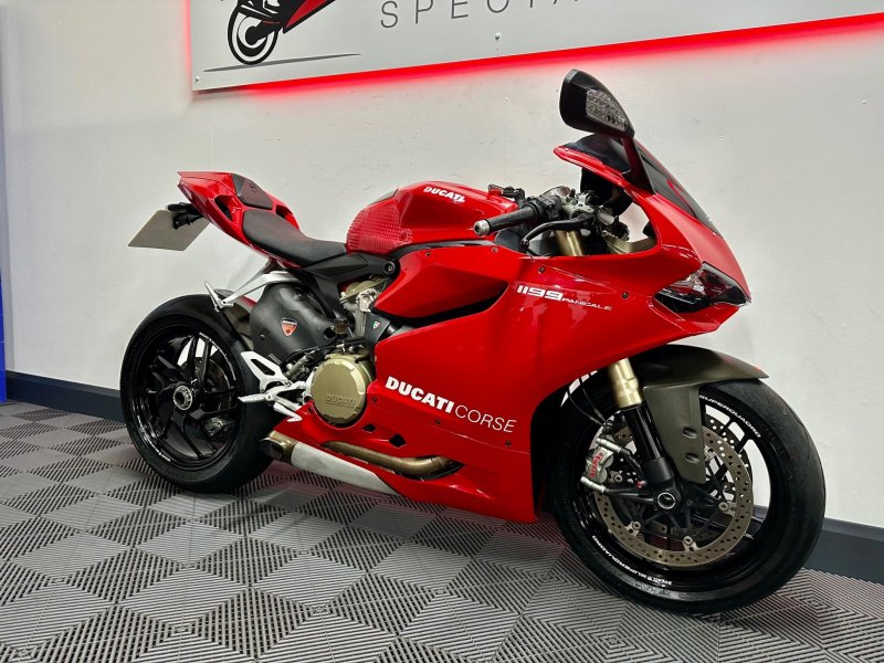 DUCATI 1199 Panigale