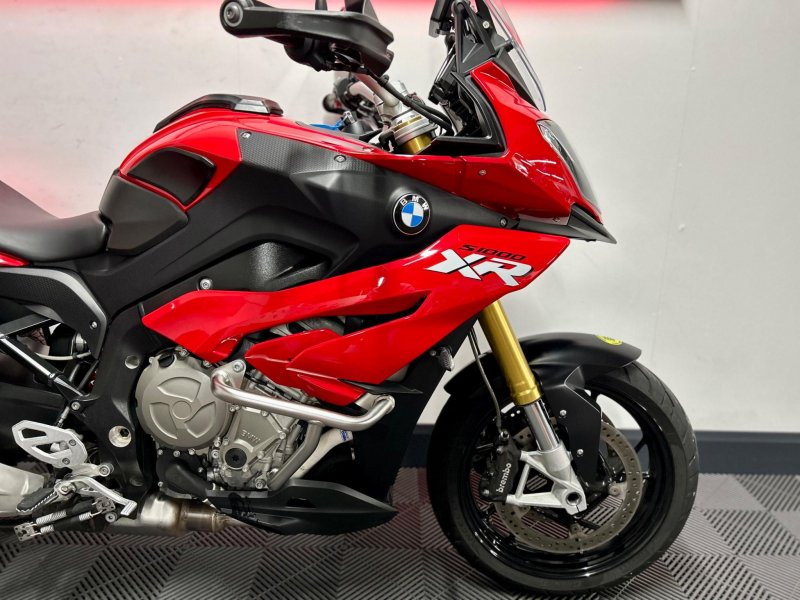 BMW S1000XR