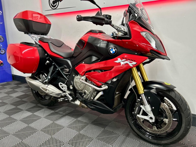 BMW S1000XR