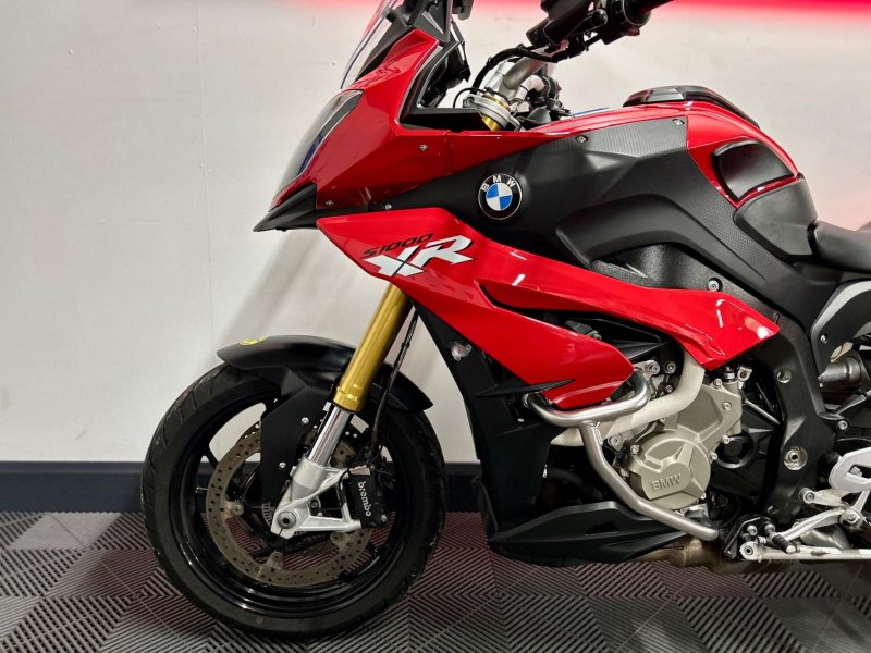 BMW S1000XR