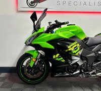 KAWASAKI Z1000