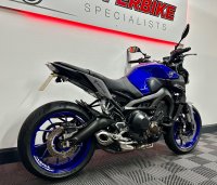 YAMAHA MT-09