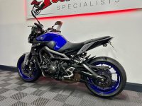 YAMAHA MT-09