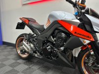 KAWASAKI Z1000